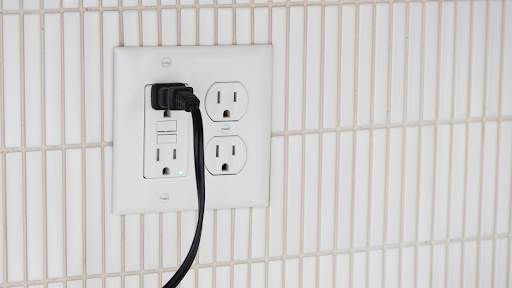 upgrade outlets Hudson Florida